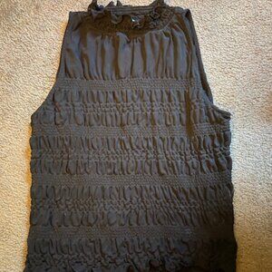 Beautiful Frame Sleeveless Blouse